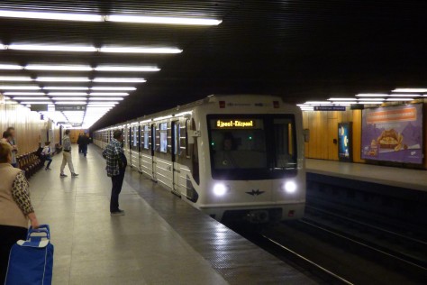 Csak új metró jár a 3-as vonalon